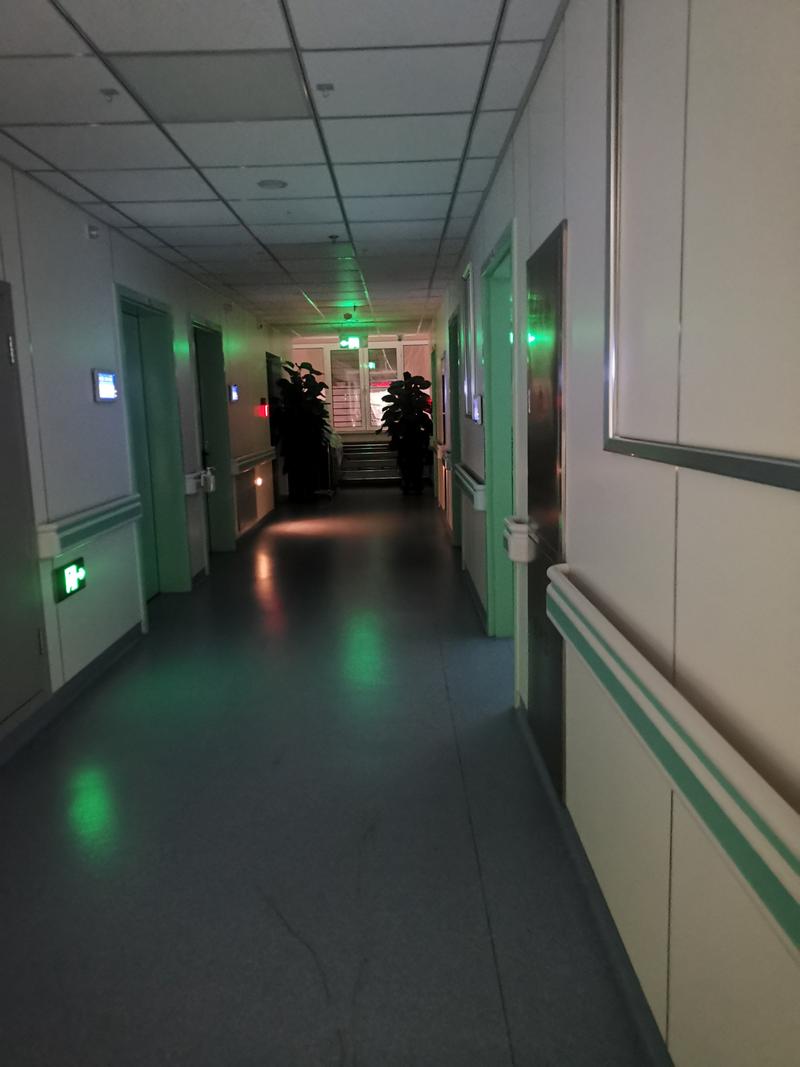 天算24小时医保取现回收：深夜里的救命稻草